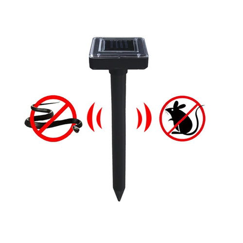 2pcs The new arrival solar pushing ultrasound animal dog, family, garden, lawn cat repellents pest control